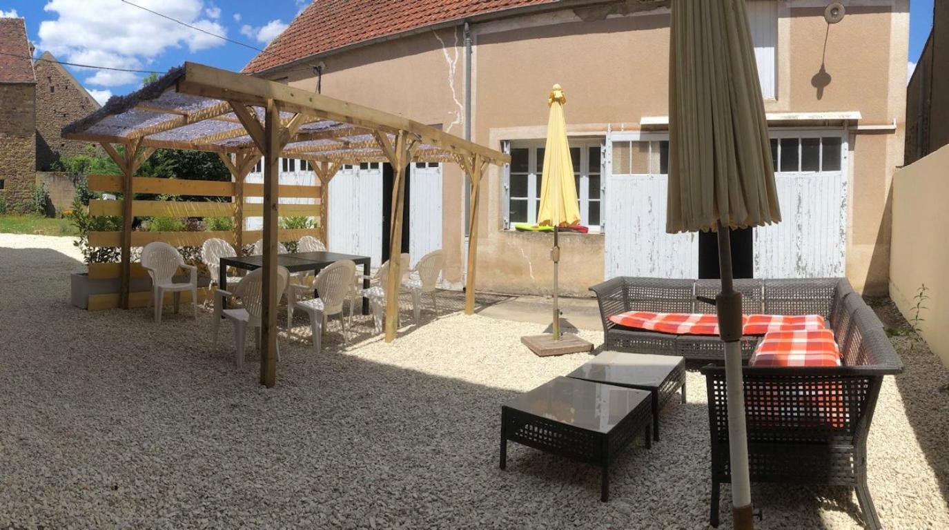 Hotel Au Soleil D'Or Pontaubert Exterior foto